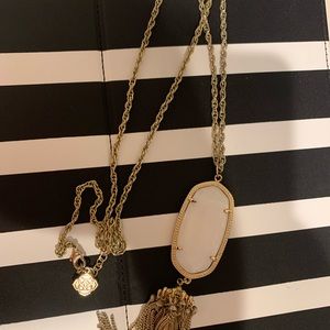 Kendra Scott Rayne necklace.